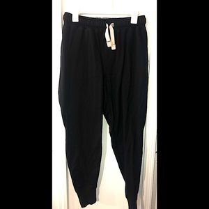🍃 Black Sweatpants Women’s Large Slim Fit 🍃